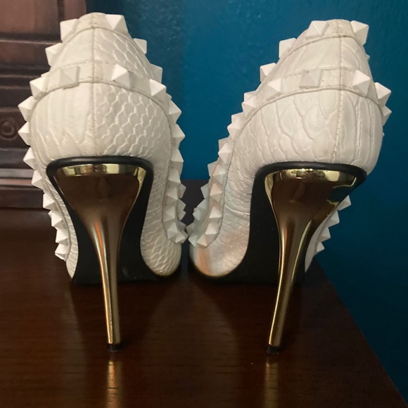White Pointy-Toe Stilettos Embellished with White Studs; Gold Heels - Picture 3 of 10